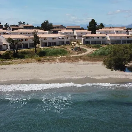 Residence Marina di Bravone - appartement 4 personnes RDC N61 *